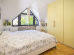Schlafzimmer 2 1.OG - KORSCHENBROICH – HERZBROICH FREISTEHENDES ARCHITEKTENHAUS IN BEGEHRTER LAGE!